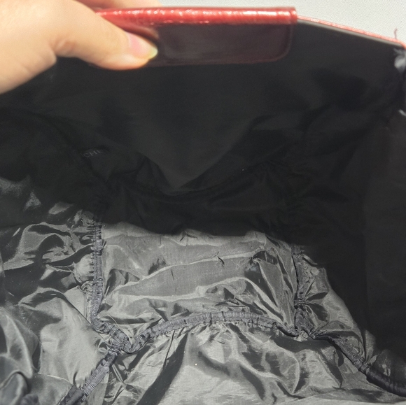 Miche Demi Shell Cecelia Excellent Condition Ruby Red Faux Patent Leather - Picture 9 of 10